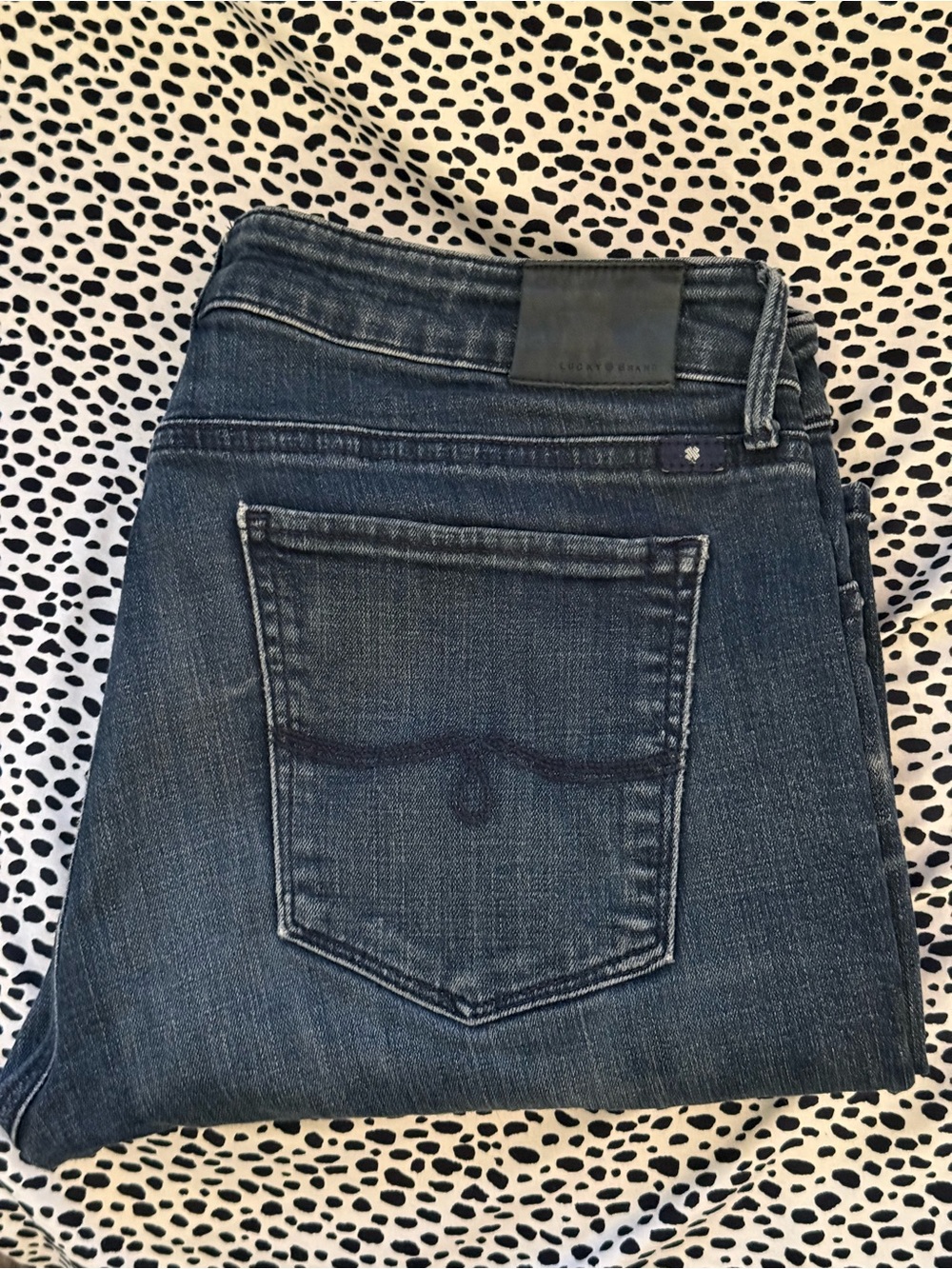 Lucky Brand Women's Dark Mid-Blue Straight Leg Jeans